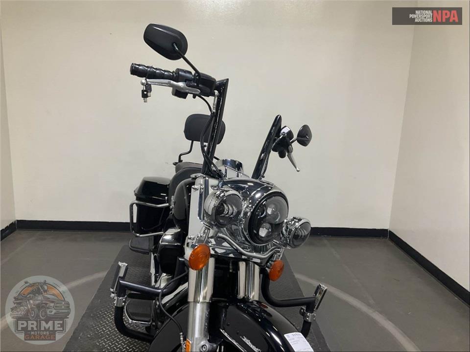 2017 Harley-Davidson FLHR ROAD KING — фото 14