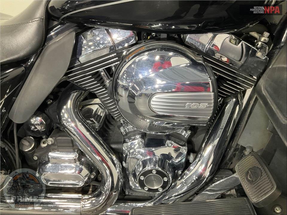 2016 Harley-Davidson FLHTK ELECTRA GLIDE ULTRA LIMITED — фото 6