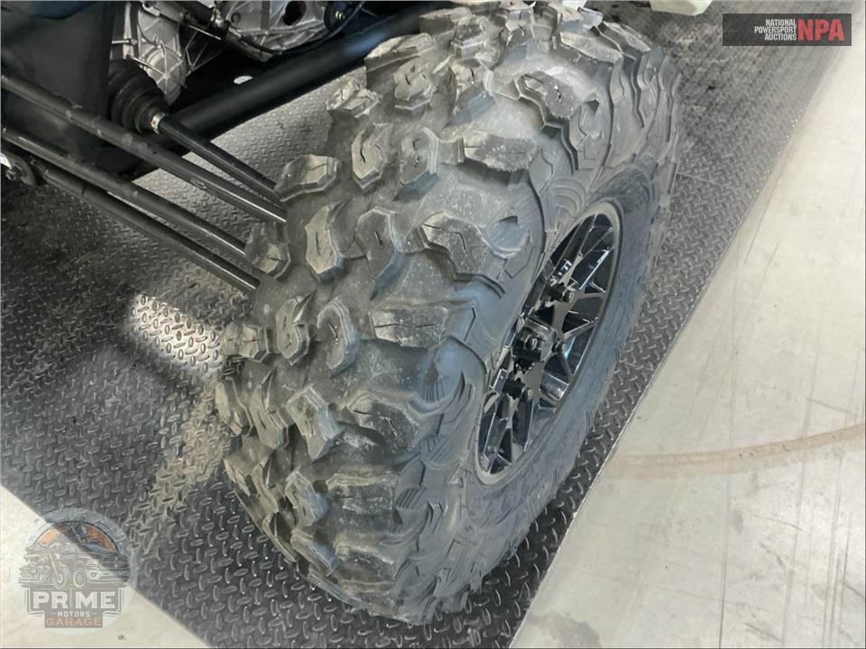 2023 Can-Am MAVERICK X3 MAX X RS TURBO RR 72 (BLACK ONLY) — фото 19