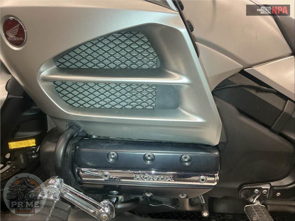 2016 Honda GL18HPMG GOLDWING — фото 7