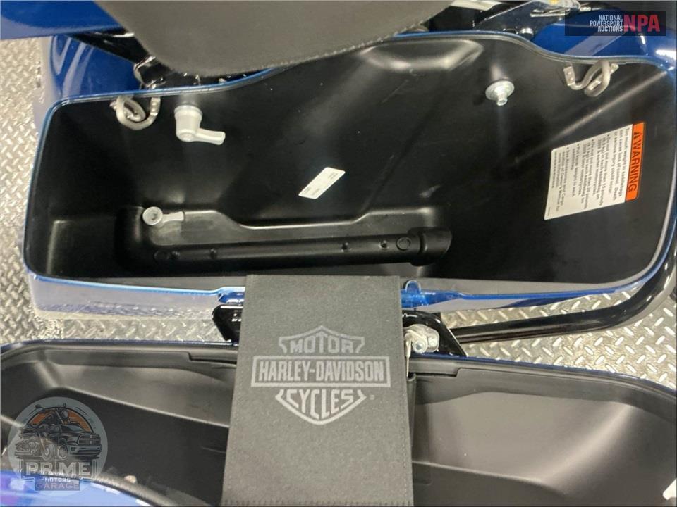 2023 Harley-Davidson FLTRK ROAD GLIDE LIMITED — фото 19