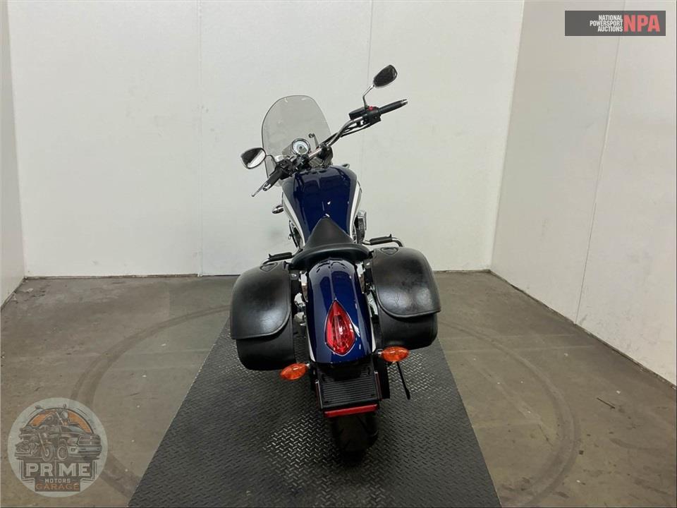 2011 Victory Motorcycles VEGAS 2-TONE — фото 4