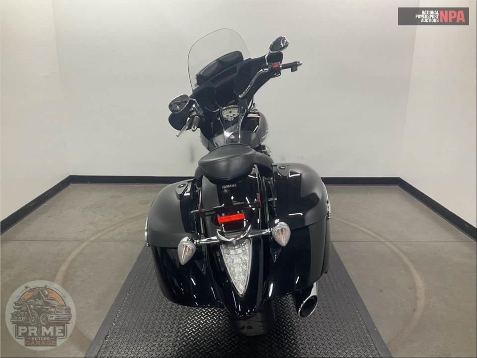 2010 Yamaha XV19CTSZB/C STRTLNR DLX — фото 4
