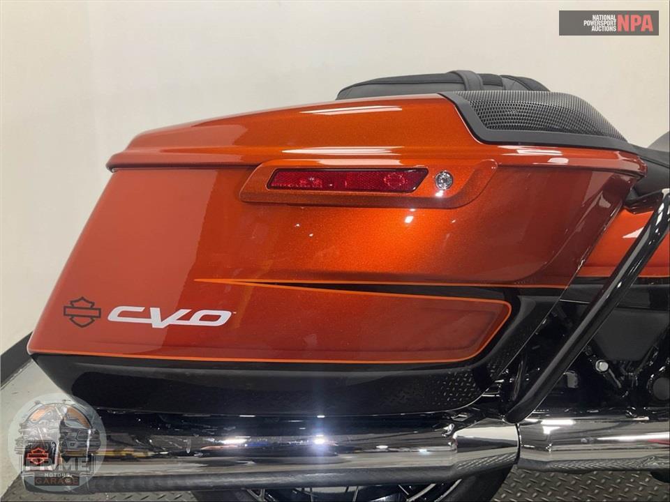 2023 Harley-Davidson FLHXSE CVO STREET GLIDE — фото 17