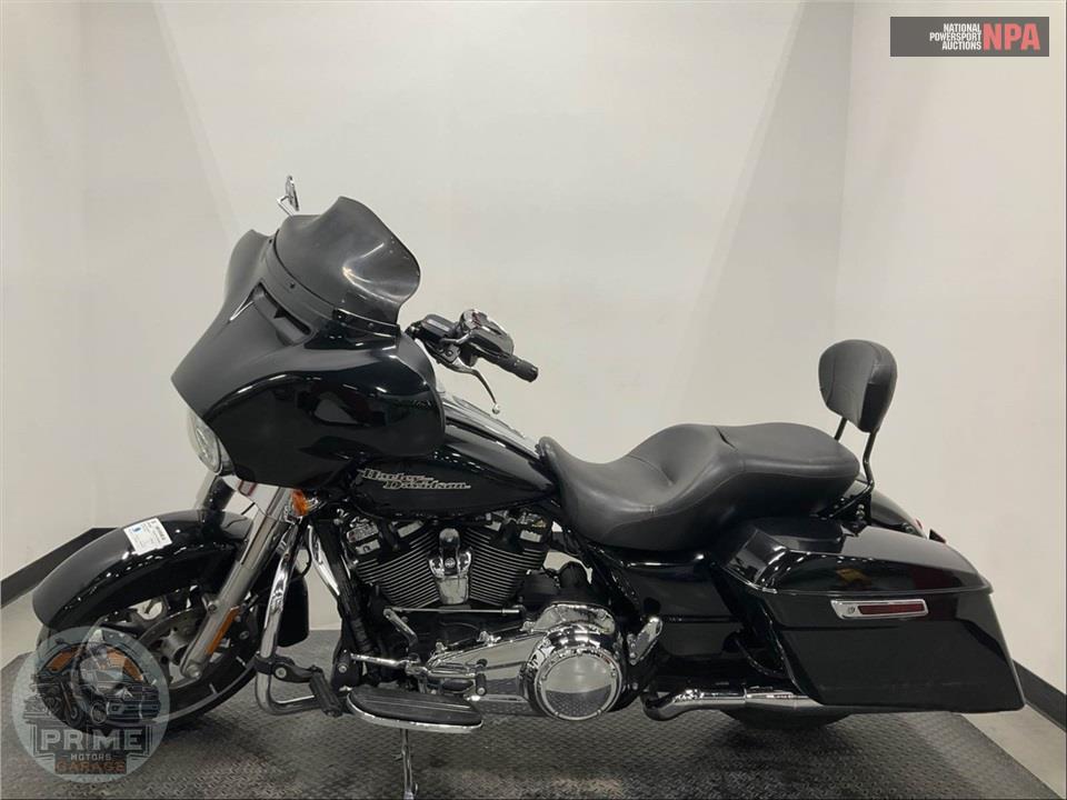 2020 Harley-Davidson FLHX STREET GLIDE — фото 3