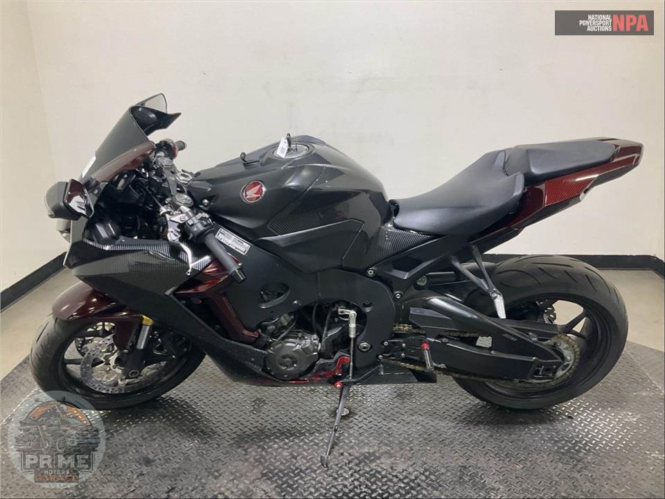 2017 Honda CBR1000S1H SP — фото 3