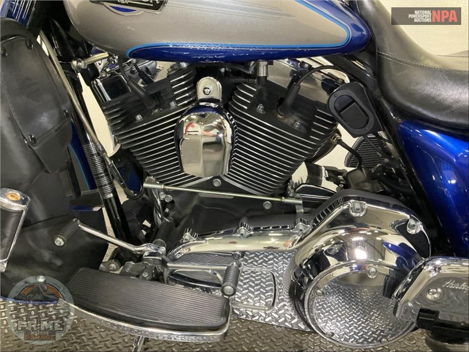 2009 Harley-Davidson FLHTCU ULTRA CLASSIC ELECTRA GLIDE — фото 7