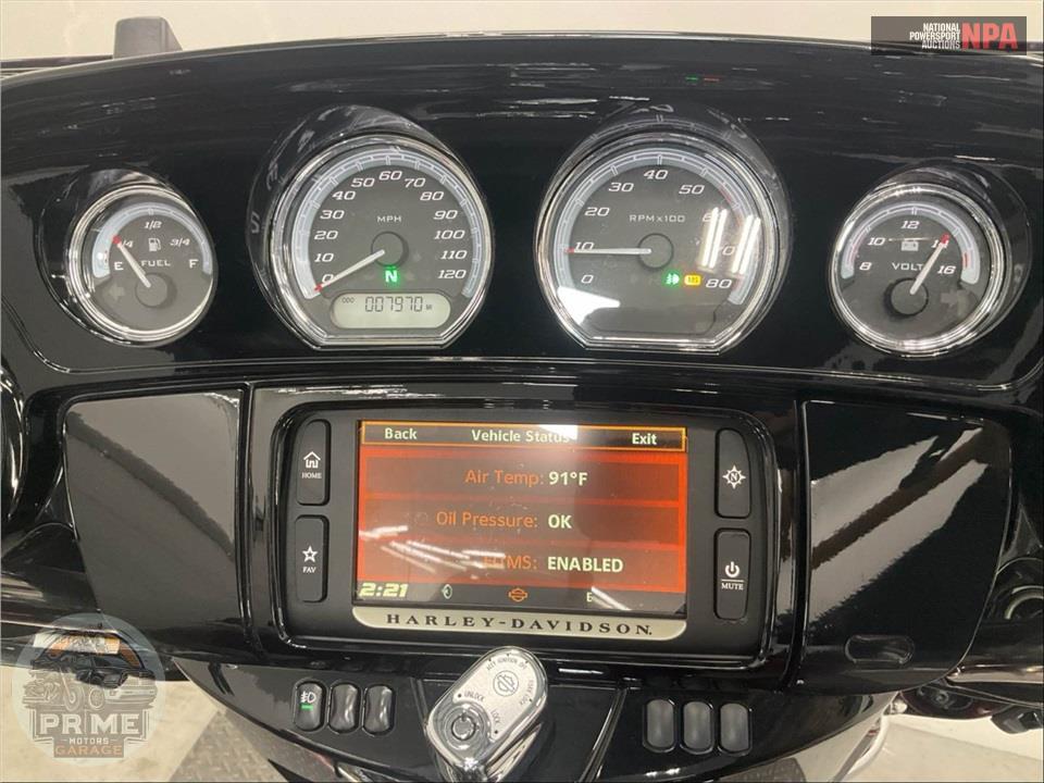 2017 Harley-Davidson FLHTKL ULTRA LIMITED LOW — фото 5