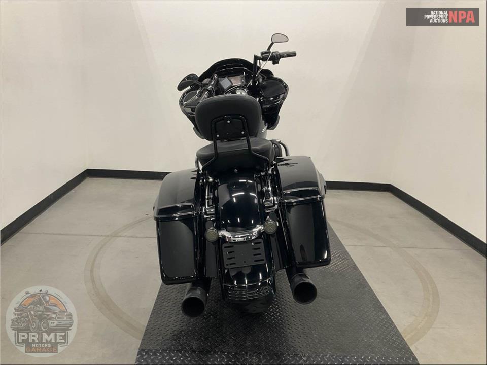 2017 Harley-Davidson FLTRXS ROAD GLIDE SPECIAL — фото 4