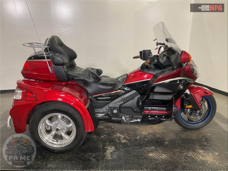 2015 Honda GL18HPMF GOLDWING — фото 1