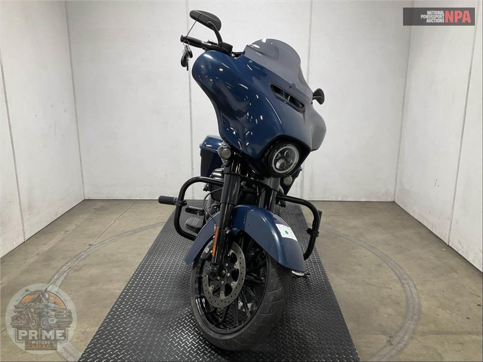 2019 Harley-Davidson FLHXS STREET GLIDE SPECIAL — фото 2
