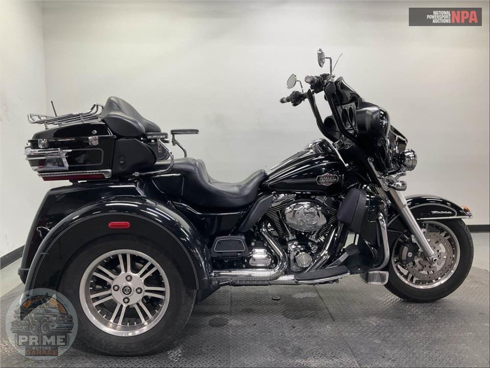 2013 HARLEY-DAVIDSON FLHTCUTG TRIGLIDE UL CLSC