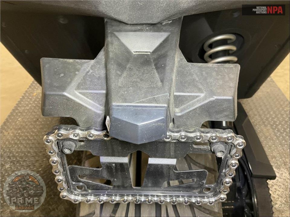 2023 Polaris SLINGSHOT SL AUTODRIVE — фото 12