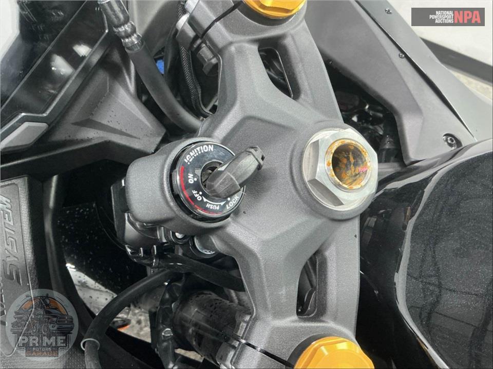2025 Kawasaki ZX400PSFNL NINJA ZX-4R (ABS) — фото 11