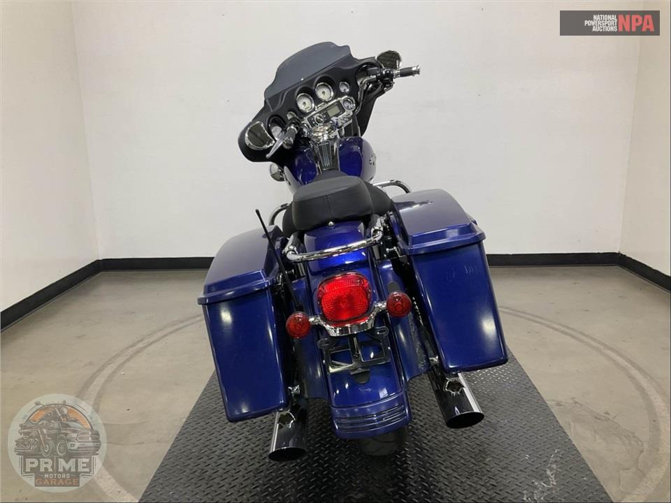 2006 Harley-Davidson FLHXI STREET GLIDE — фото 4