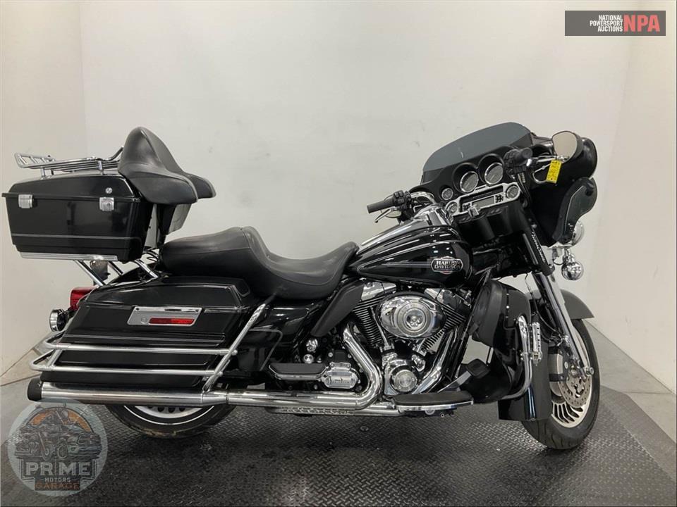 2011 Harley-Davidson FLHTCU UL CLSC EL GLIDE — фото 1