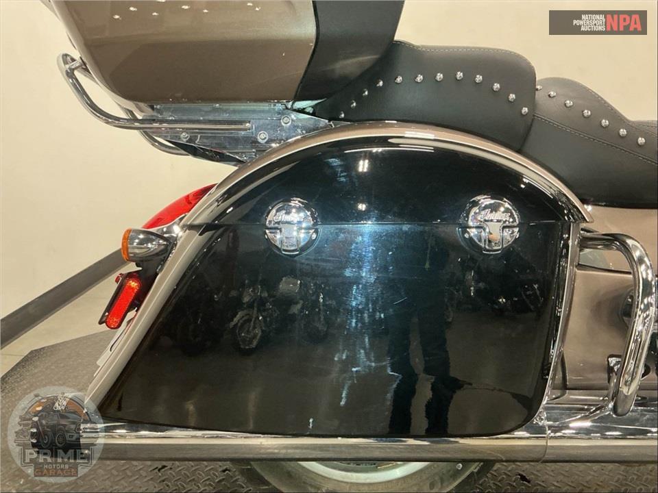 2019 Indian Motorcycle ROADMASTER (TWO-TONE) — фото 22