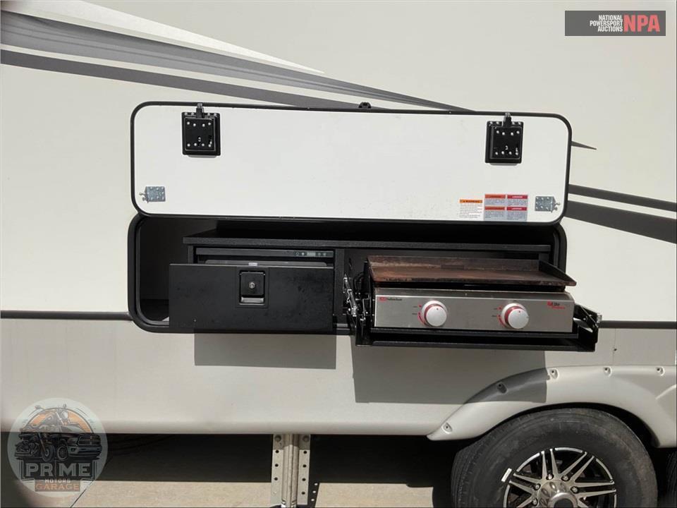 2024 Keystone Rv M-3941 FO - MONTANA FIFTH WHEEL SERIES — фото 27