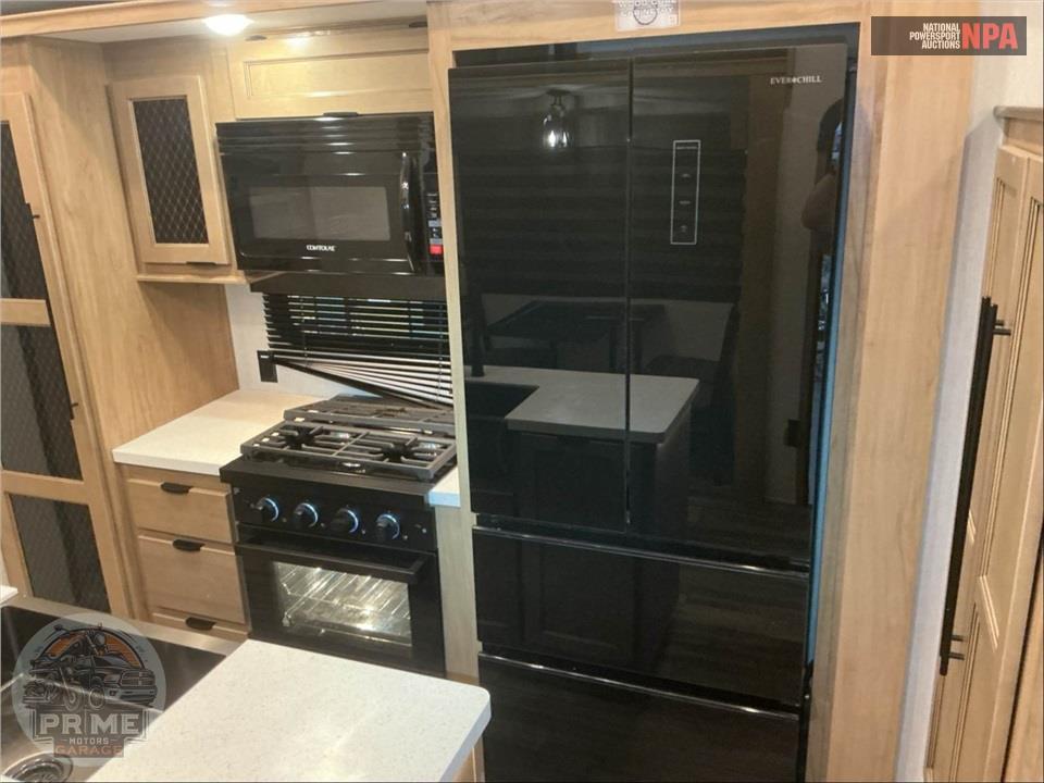 2024 Sabre By Forest River M-37FLH - FIFTH WHEEL SERIES — фото 18