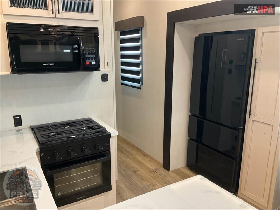 2025 Sabre By Forest River M-37FLL - FIFTH WHEEL SERIES — фото 16