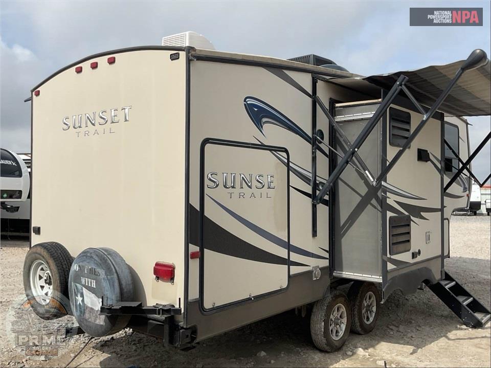2013 Crossroads Rv M-26 RB - SUNSET TRAIL RESERVE FIFTH WHEEL SERIES — фото 4