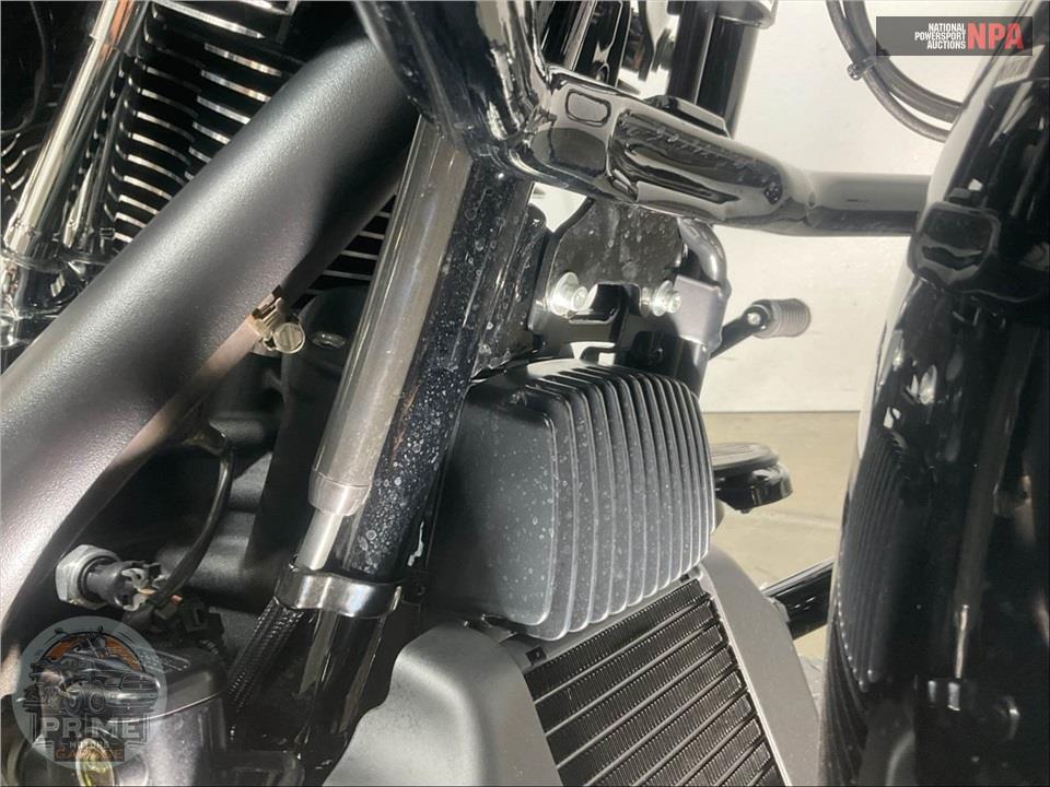 2023 Harley-Davidson FLTRXS ROAD GLIDE SPECIAL — фото 10