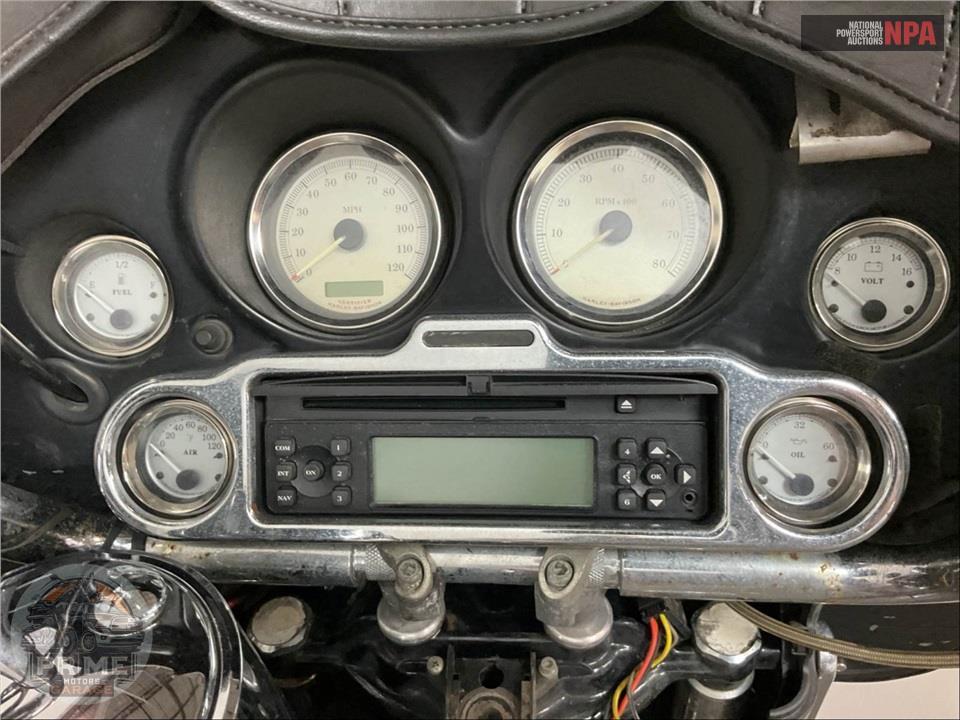2006 Harley-Davidson FLHXI STREET GLIDE — фото 47