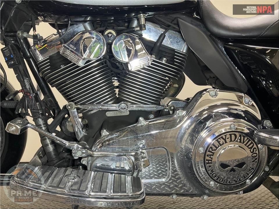 2014 Harley-Davidson FLHP POLICE ROAD KING — фото 7