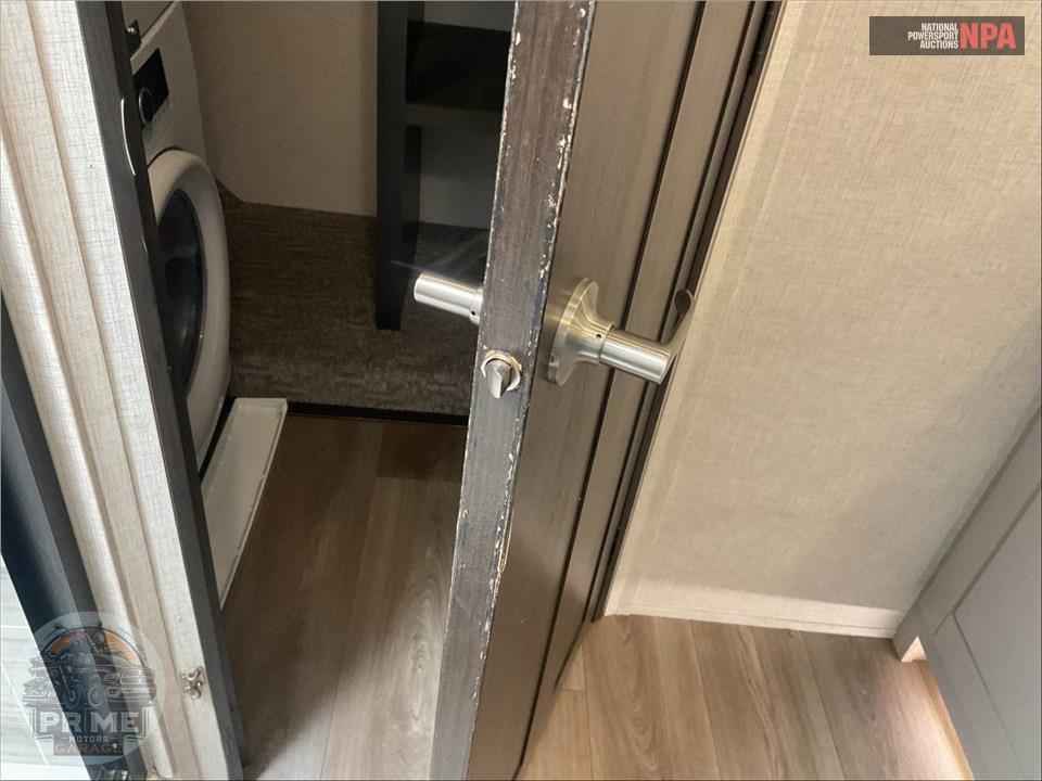 2021 Redwood Rv M-4001 LK - FIFTH WHEEL SERIES — фото 30
