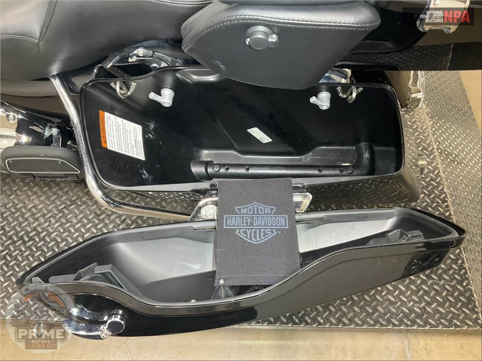 2018 Harley-Davidson FLHTK ULTRA LIMITED — фото 18