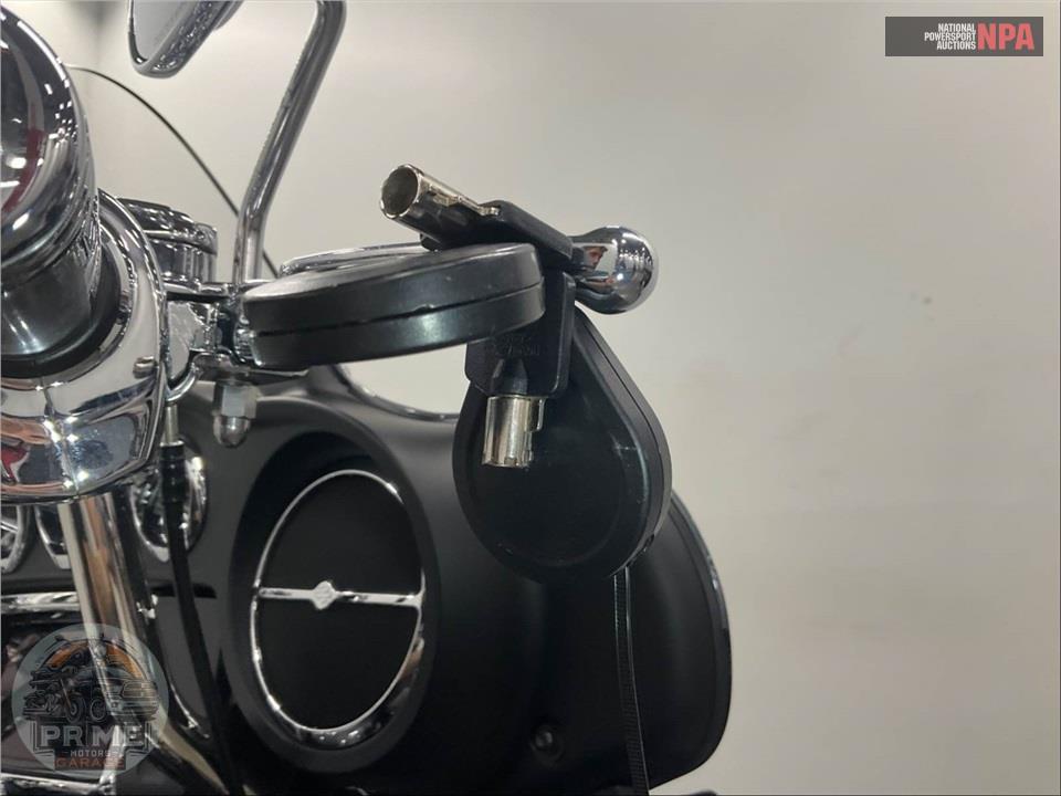 2021 Harley-Davidson FLHTCUTG TRI GLIDE ULTRA CLASSIC — фото 11