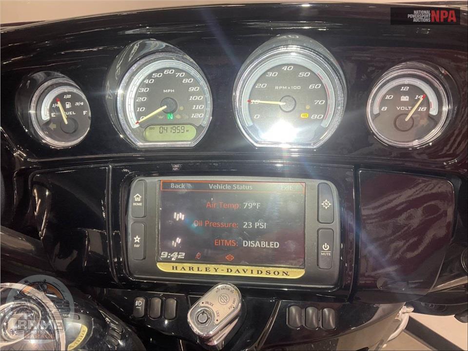 2015 Harley-Davidson FLHTK ELECTRA GLIDE ULTRA LIMITED — фото 5