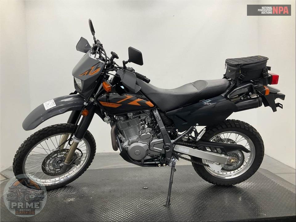 2025 Suzuki DR650SEM5 — фото 3