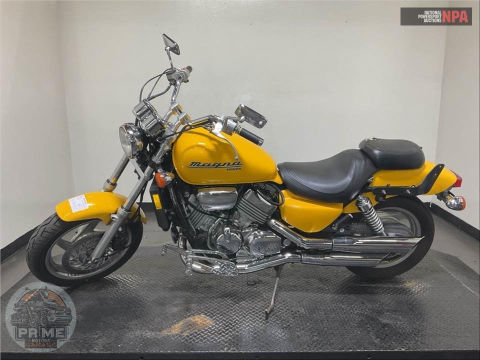 1996 Honda VF750CDT MAGNA — фото 3