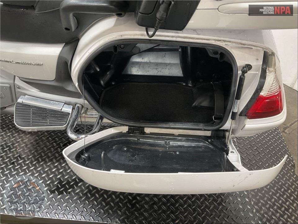 2008 Honda GL1800PM8 GOLDWING — фото 21