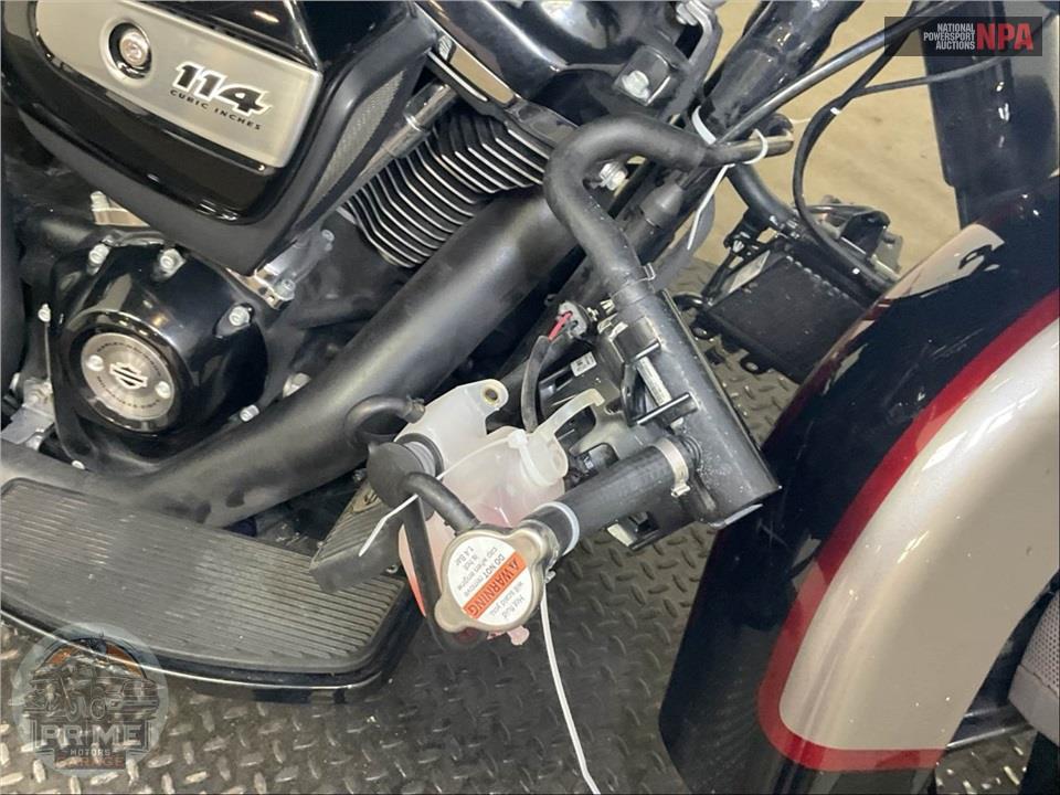 2024 Harley-Davidson FLTRK ROAD GLIDE LIMITED — фото 19