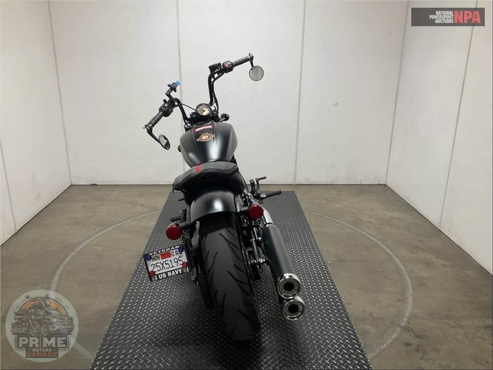 2021 Indian Motorcycle SCOUT BOBBER TWENTY (ABS, BLACK SMOKE) — фото 4