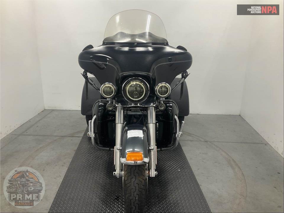 2013 Harley-Davidson FLHTCUTG TRIGLIDE UL CLSC — фото 2