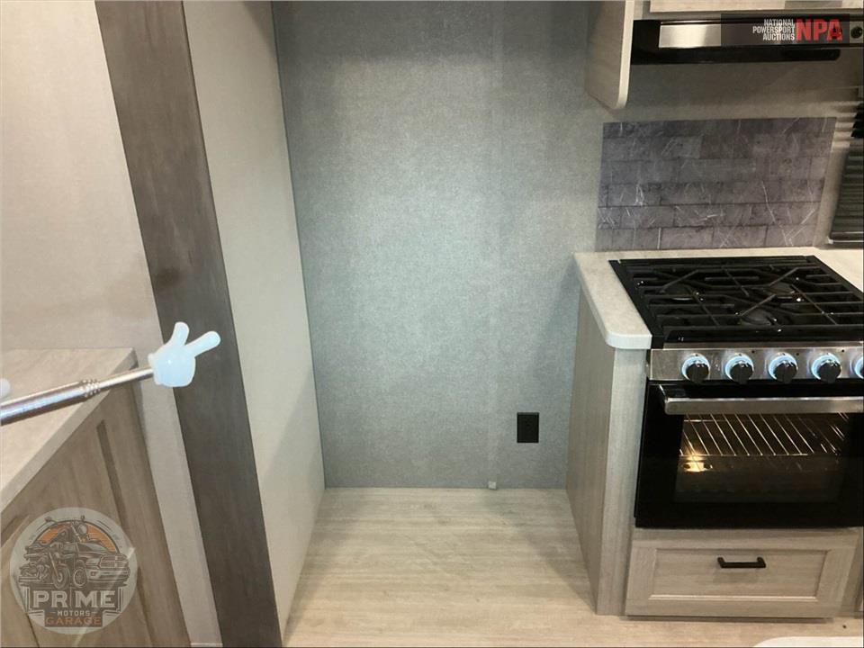 2024 Coachmen By Forest River M-39 MKTS - CATALINA DESTINATION SERIES — фото 17