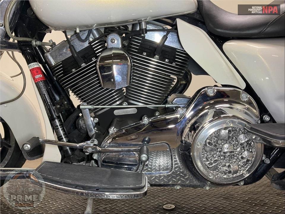 2015 Harley-Davidson FLHR ROAD KING — фото 7