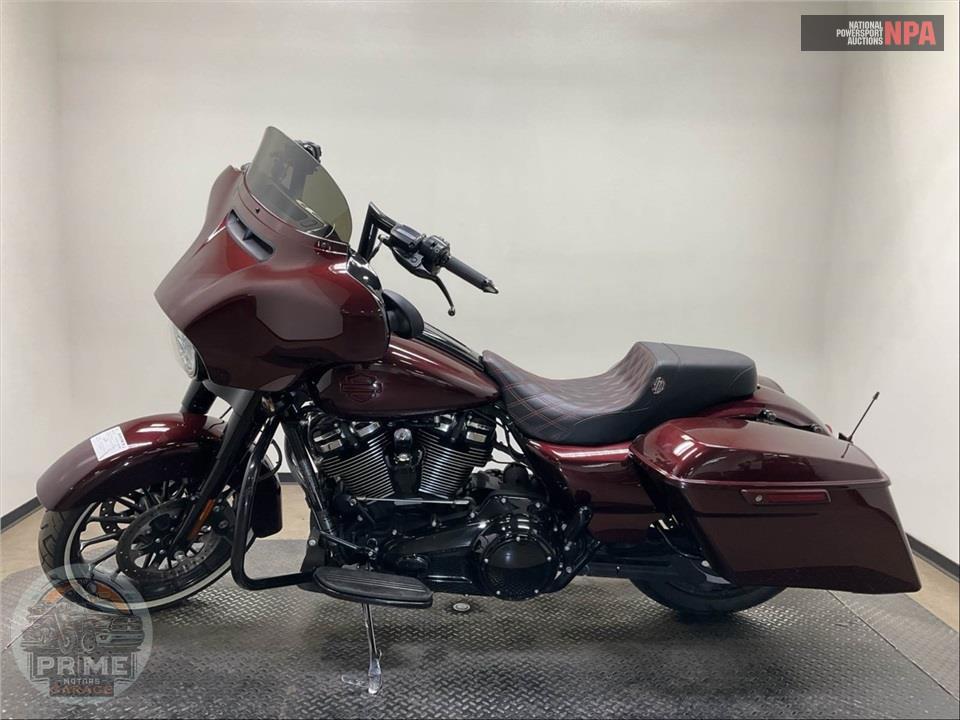 2018 Harley-Davidson FLHXS STREET GLIDE SPECIAL — фото 3