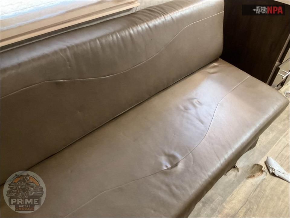 2019 Cherokee By Forest River M-26RR - GREY WOLF TOY HAULER SERIES — фото 10