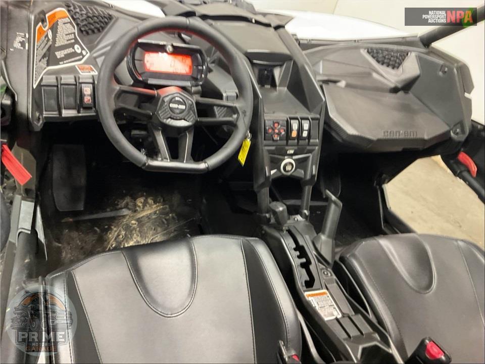 2023 Can-Am MAVERICK X3 DS TURBO 64 — фото 8