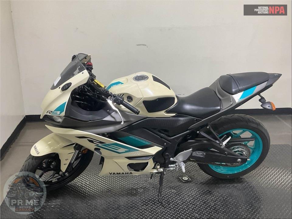 2024 Yamaha YZF-R3 — фото 3