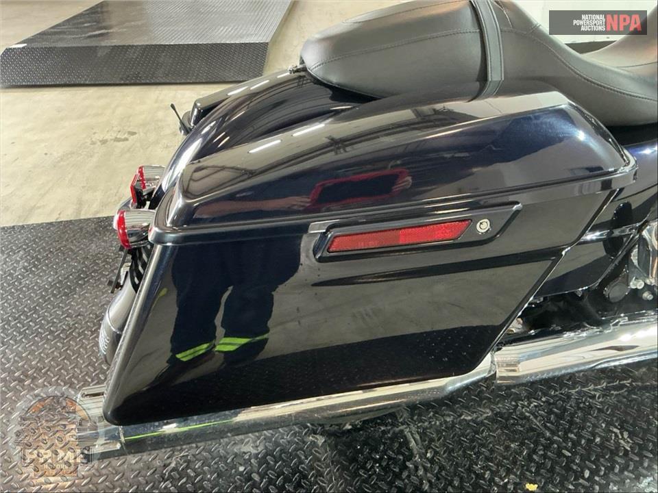 2019 Harley-Davidson FLHX STREET GLIDE — фото 20