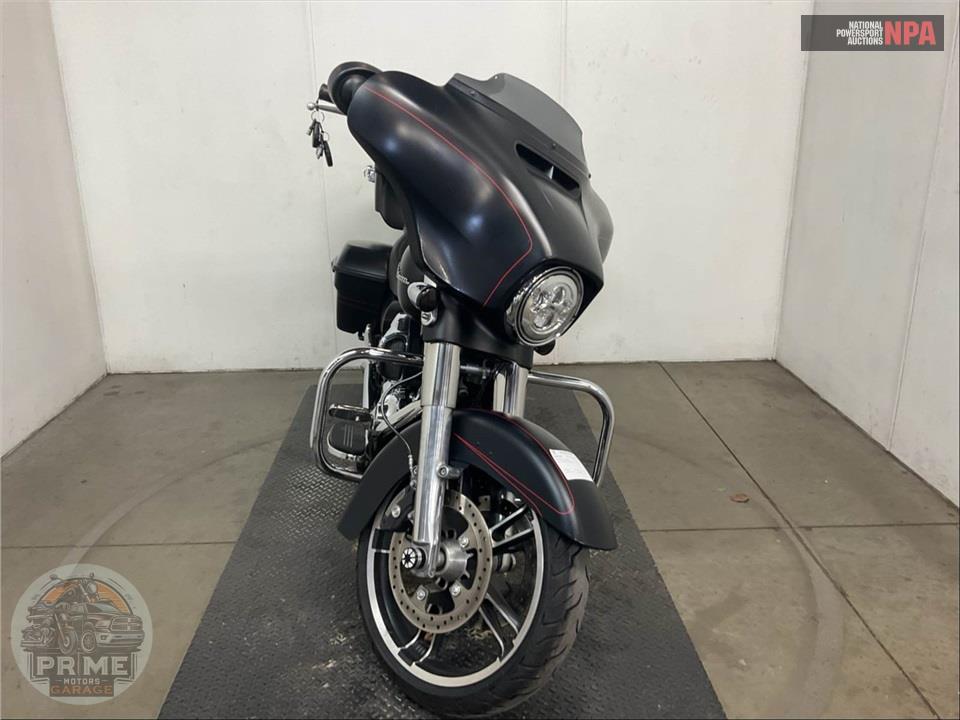 2016 Harley-Davidson FLHXS STREET GLIDE SPECIAL — фото 2
