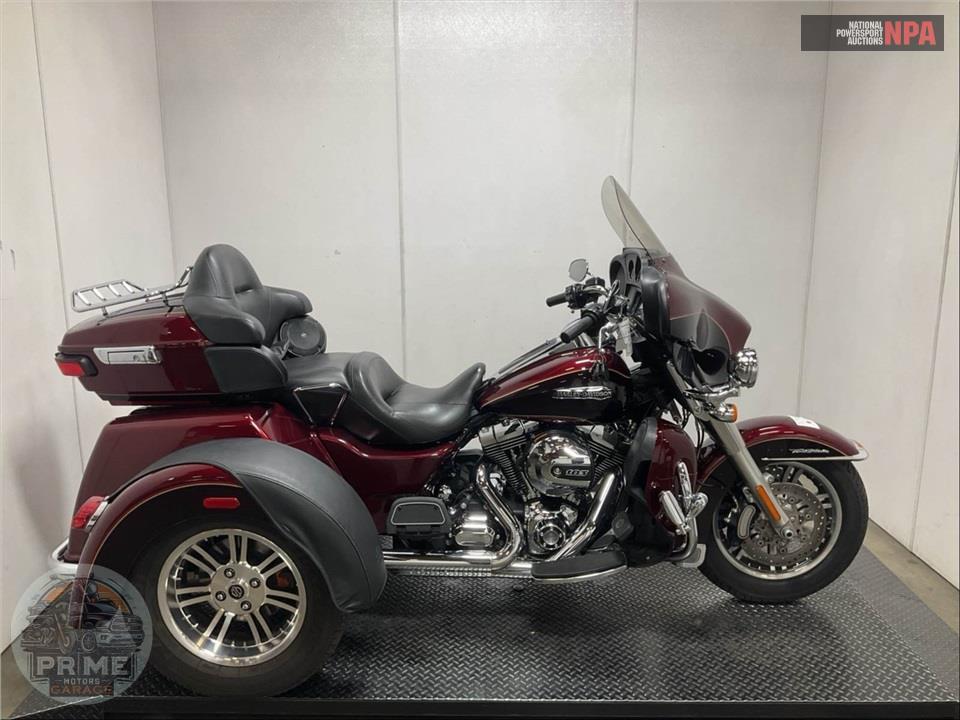 2015 HARLEY-DAVIDSON FLHTCUTG TRIGLIDE ULTRA CLASSIC
