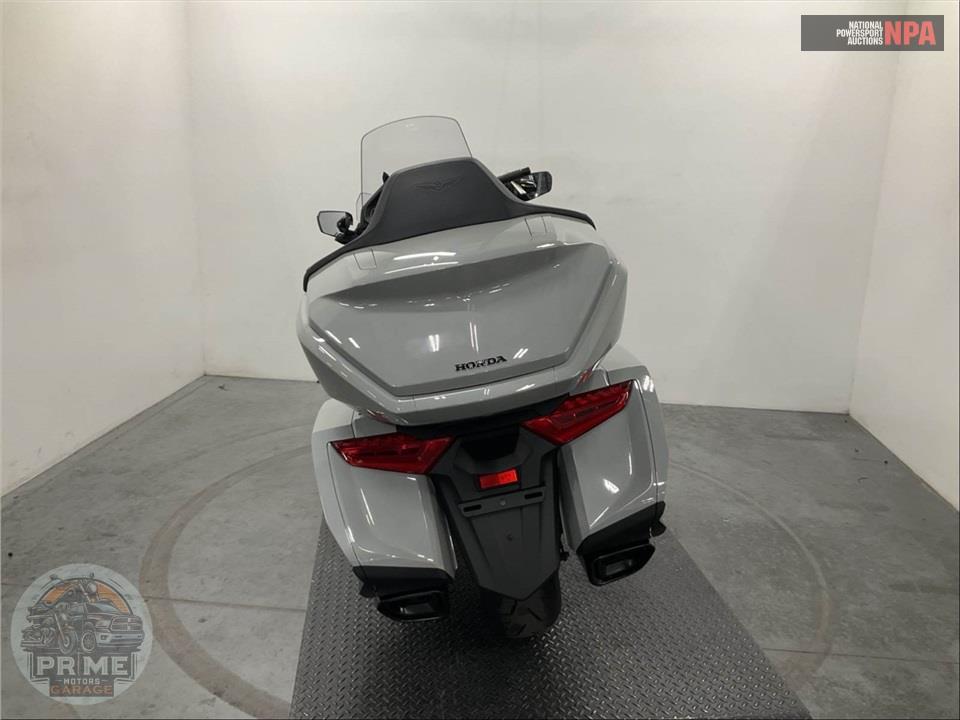 2026 Honda GL1800D GOLD WING TOUR AUTOMATIC DCT — фото 4