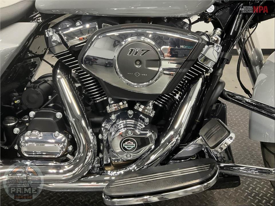 2025 Harley-Davidson FLHX STREET GLIDE — фото 6