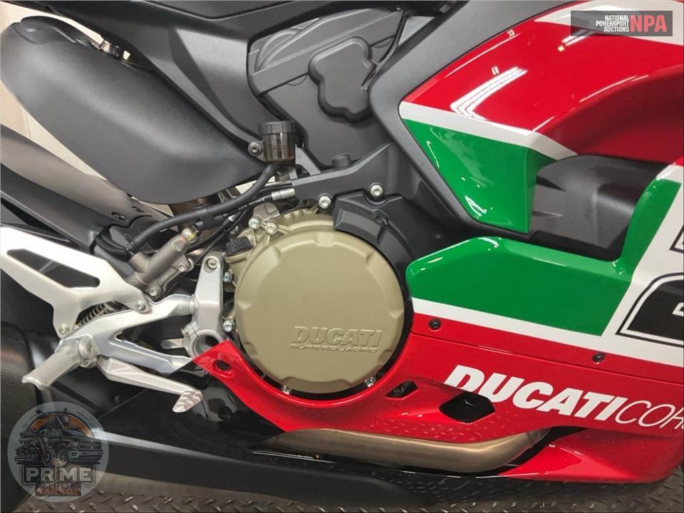 2025 Ducati PANIGALE V2 BAYLISS — фото 6